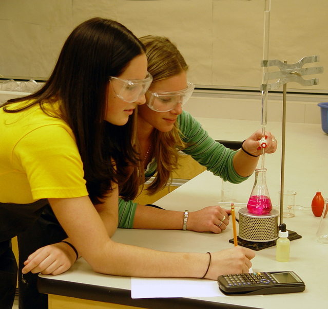 science-students-1241156-639x601